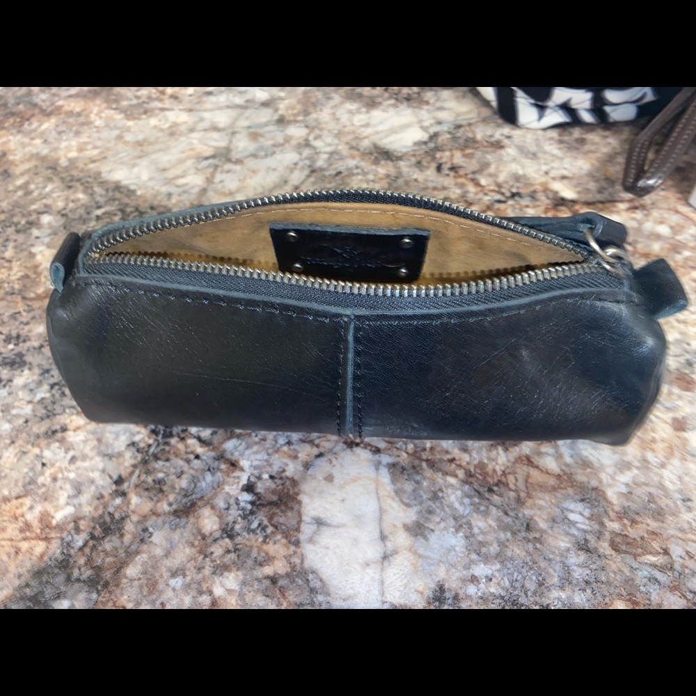 Patricia Nash wristlet